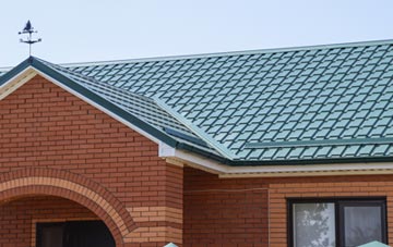 classic Whitehouse Common metal roof design